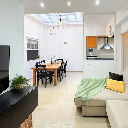 El Laurel, Remote Work Friendly, Center Appartamento