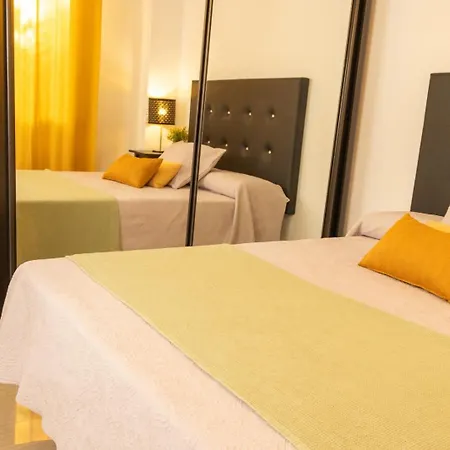 Appartement El Laurel, Remote Work Friendly, Center *